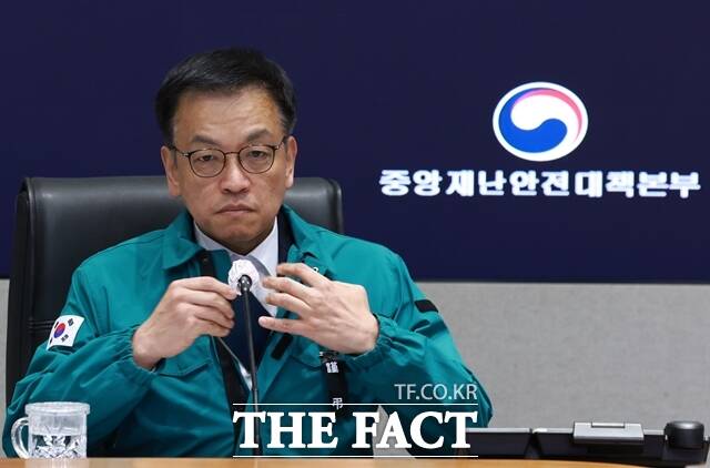 정부는 2일 제주항공 여객기 참사 희생자와 유가족을 모욕하는 가짜뉴스 등에 대해 엄정히 대응할 방침이라고 밝혔다. /뉴시스