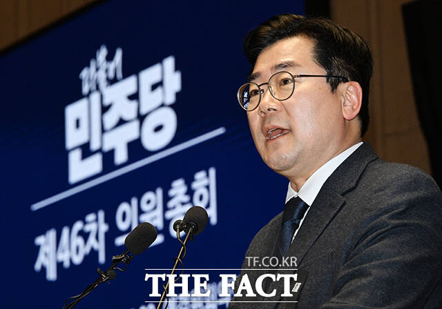 모두발언 하는 박찬대 더불어민주당 원내대표.