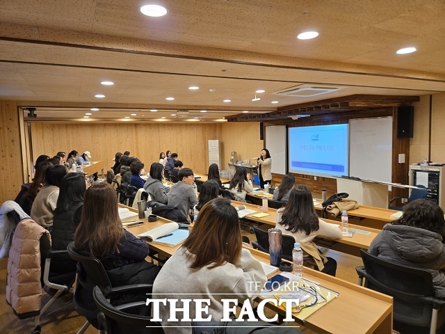 전북도교육청은 난독·경계선지능 학생 지도 전문성 신장을 위한 직무연수 심화 과정을 운영한다. /전북도교육청