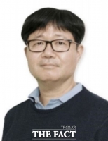  전우영 충남대 교수, 부총리 겸 교육부장관 표창 수상