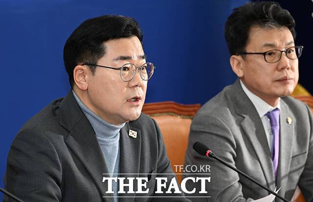 박찬대 더불어민주당 원내대표가 7일 오전 서울 여의도 국회에서 열린 원내대책회의에 참석해 모두발언을 하고 있다. /국회=박헌우 기자