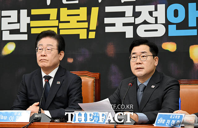 박찬대 더불어민주당 원내대표가 6일 오전 서울 여의도 국회에서 열린 최고위원회의에 참석해 모두발언을 하고 있다./국회=배정한 기자
