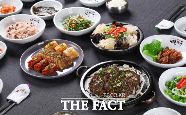 설문조사에서는 시민들이 추천하는 맛집, 선호 메뉴, 추천 이유 등을 묻는다. 설문 결과 상위 10개 맛집은 심사 과정에서 가점을 받게 되며 이를 통해 정읍만의 특별한 맛집 지도가 완성될 예정이다. / 정읍시