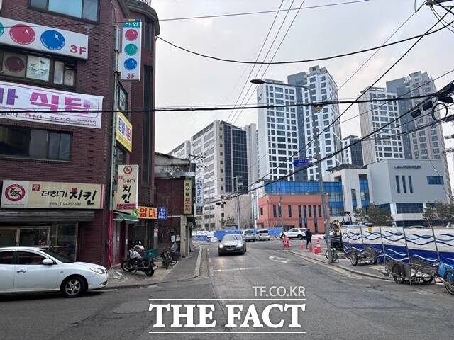 장위8구역 맞은 편 장위4구역은 장위 자이 레디언트가 지어졌다. 이곳은 오는 3월 입주를 앞두고 있다. /공미나 기자
