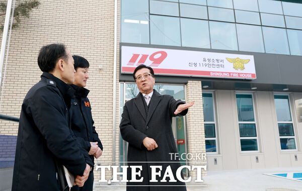 조원휘 대전시의회 의장이 20일 시작으로 주요 현안 사업장 및 기관을 방문하며 현장 중심 의정활동에 본격 나섰다. 사진은 신성119안전센터 방문 모습./대전시의회