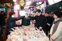  이상일 용인시장, 설 명절 앞두고 전통시장 등 방문