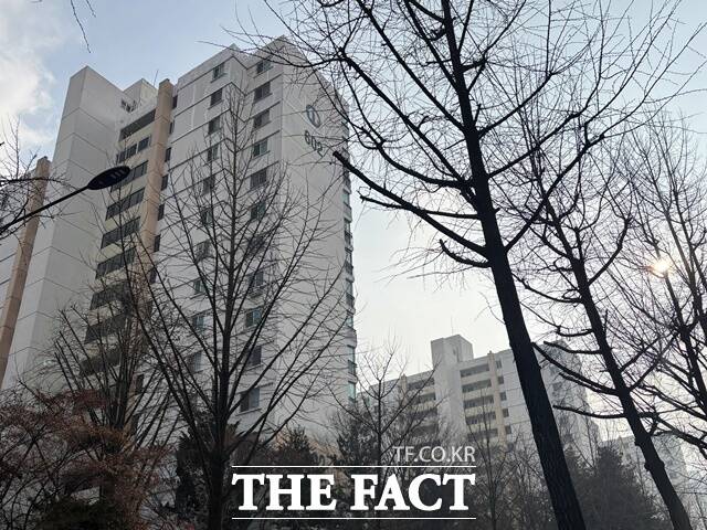 서울 강남구 개포주공6·7단지아파트 재건축 정비사업 조합이 21일 시공사 선정을 위한 현장설명회를 연 가운데10개 건설사가 현장에 참석했다. /공미나 기자