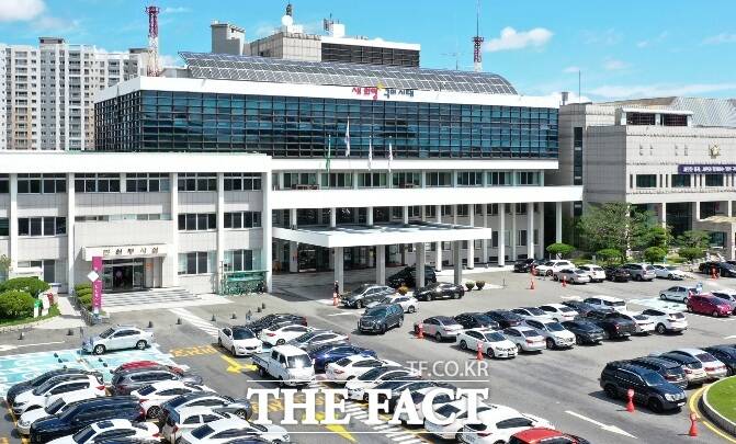 구미시청사 전경. /구미시