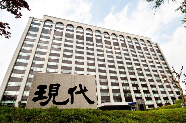 현대건설은 지난해 연결기준 영업손실이 1조2209억원으로 전년 대비 적자 전환했다고 22일 밝혔다. /현대건설