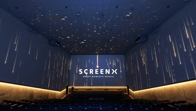 CGV가 자회사인 CJ 4DPLEX와 협력해 4면 스크린으로 확장된 상영관을 전 세계 최초로 국내에 선보인다. /CGV