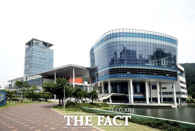 전남도의회 전경 /더팩트 DB