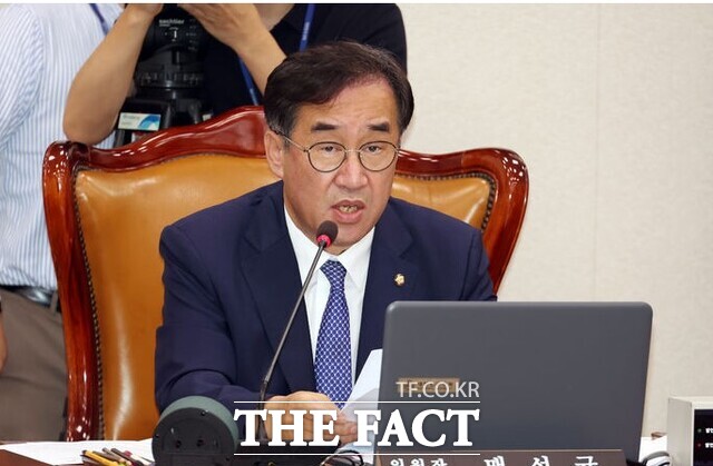 맹성규 국회 국토교통위원회 위원장/더팩트DB