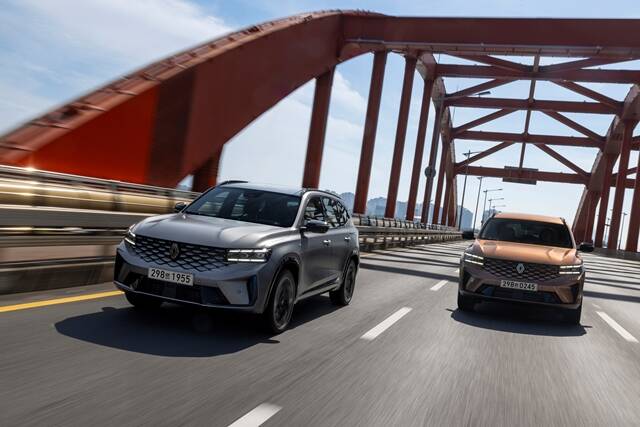 새로운 중형 스포츠유틸리티차량(SUV) 그랑 콜레오스가 2040대 판매돼 르노코리아 내수 실적을 견인했다. /르노코리아