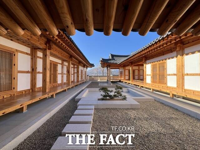 테라로사 경주점. / 손명문 건축사