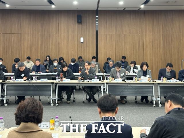 경기도 2025년도 제1회 도-시·군 농정 과장 회의 현장 사진./경기도