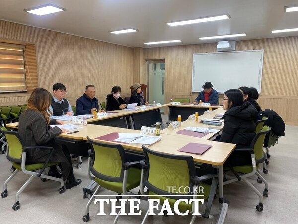 6일 아산교육지원청 관계자가 2025학년도 농촌체험농장 연계 늘봄프로그램 지원 사업 활성화를 위한 협의회를 개최하고 있다. /아산교육지원청