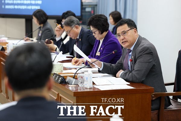 지난 6일 주종섭 전남도의회 의원이 제387회 임시회 일자리투자유치국 업무보고에서 발언하고 있다./전남도의회