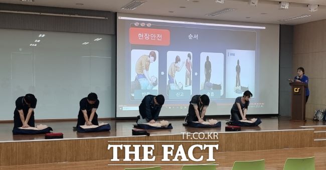 우리회사 건강파트너 프로그램 진행 모습./시흥시