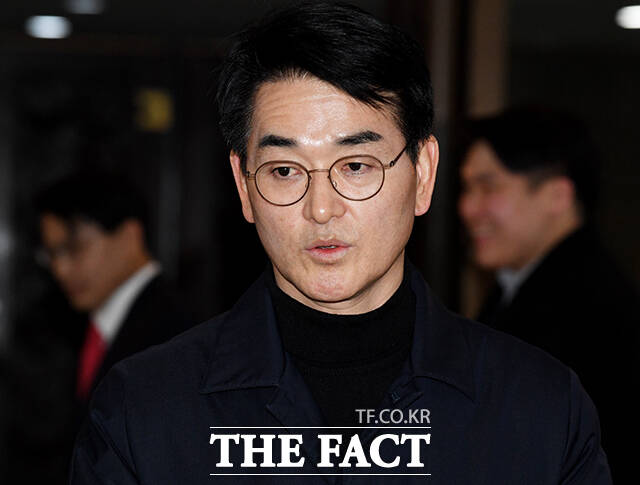 박용진 전 더불어민주당 의원(사진)이 10일 지금은 친명(친이재명)과 친문(친문재인)이 싸울 때가 아니다라며 분열로 몰아치는 건 민주당을 패배로 몰아가는 큰 잘못이라고 지적했다. /배정한 기자