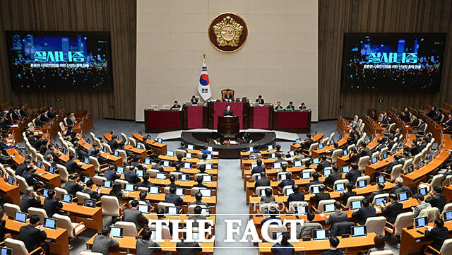 이 대표의 친위 군사쿠데타 표현에 국민의힘 의원들은 고성을 지르며 항의했다. /국회=박헌우 기자