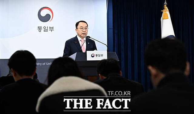 구병삼 통일부 대변인은 10일 북한의 러시아 노동자 파견에 대해 명백한 유엔(UN) 안전보장이사회(안보리) 결의 위반이라고 밝혔다. /임영무 기자