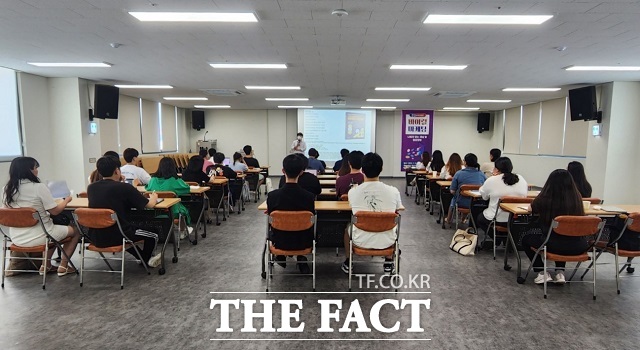 익산시가 올해 청년 창업 활성화를 위한 익산형 로컬 창업스쿨을 시작한다/익산시