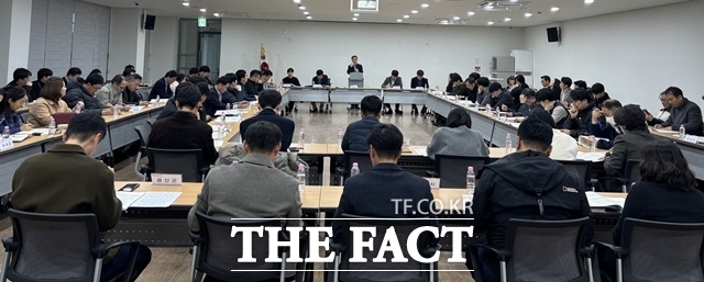 충남도는 보훈관에서 도·시군 관계 공무원, 농어촌공사, 농협, 농업인단체 등 관련 기관이 참석한 가운데 벼 재배면적 조정제 추진 협의회를 개최했다. /충남도