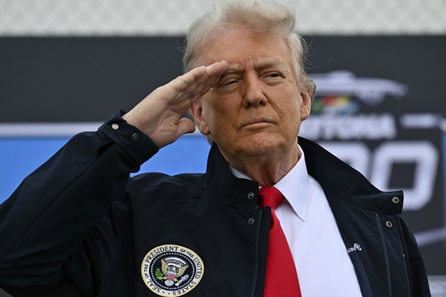 도널드 트럼프 미국 대통령 이달 말 안에 푸틴 만날 것이라고 밝혔다. AP/뉴시스