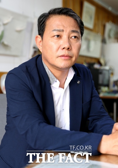 제15대 남원미술협회 지부장에 당선된 김광길 교수 /남원미술협회