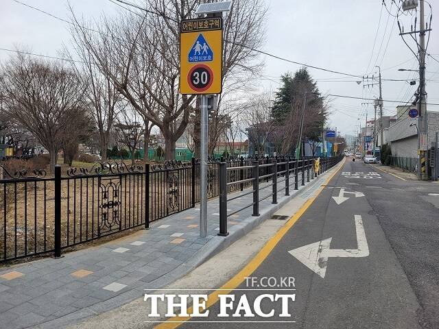 전북경찰청은 도내 어린이보호구역 976개소, 노인보호구역 57개소를 대상으로 일제 점검을 실시한다. /전북경찰청