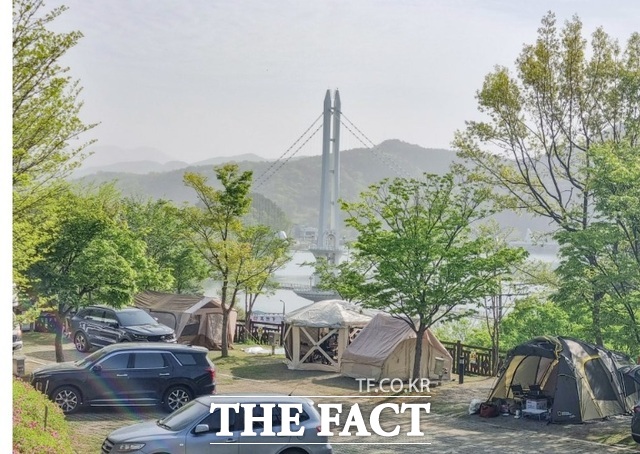 예산군 예당관광지 국민여가캠핑장 전경./ 예산군