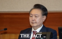  [속보] 윤 '야당 내란 주장, 대통령 끌어내리기 위한 선동공작'