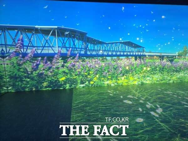 천안 성성호수공원 방문자센터 미디어아트 영상관 사진 /천안시