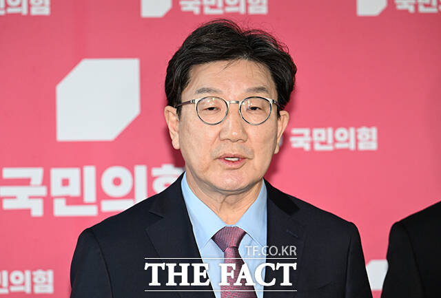 권성동 국민의힘 원내대표가 26일 국회에서 열린 주주 권익 및 기업가치 제고를 위한 경제단체 간담회에서 더불어민주당이 상법 개정안을 강행 처리할 방침에 대해 강하게 비판했다. /박헌우 기자