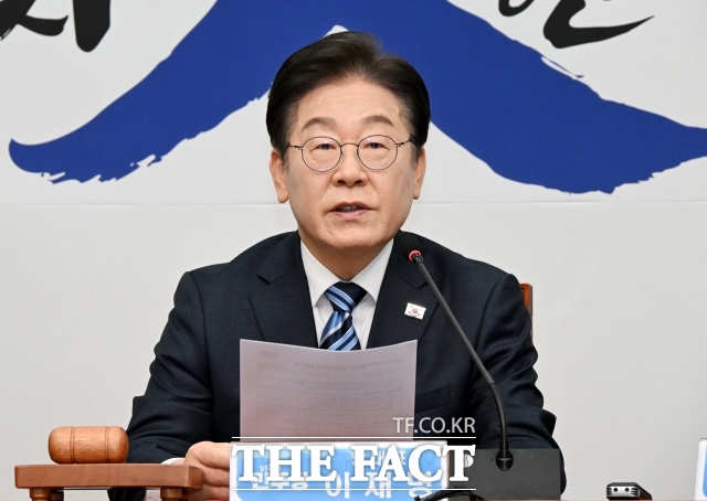 이재명 더불어민주당 대표는 마은혁 헌법재판관 후보자 임명을 미루는 최상목 대통령 권한대행 부총리 겸 기획재정부 장관을 향해 헌법을 명시적으로 어기고 있다고 질타했다. /배정한 기자