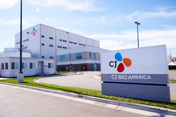 CJ제일제당이 국내 사모펀드(PEF) 운용사인 MBK파트너스와 그린 바이오 사업 매각을 위한 협상에 들어간 것으로 알려졌다. /CJ제일제당