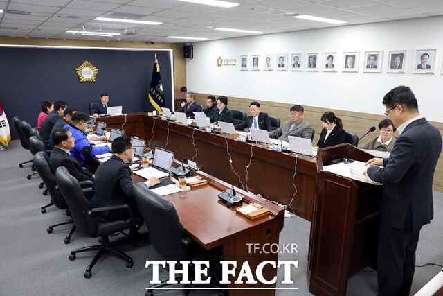 당진시의회는 11일 의회 대회의실에서 3월 중 의원출무일을 개최했다. /당진시의회