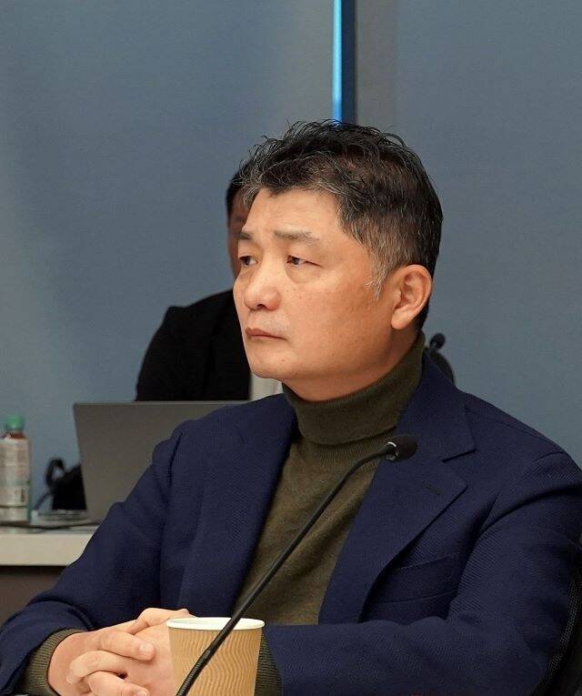 13일 카카오에 따르면 김범수 창업자가 CA협의체 공동 의장에서 물러난다. /카카오