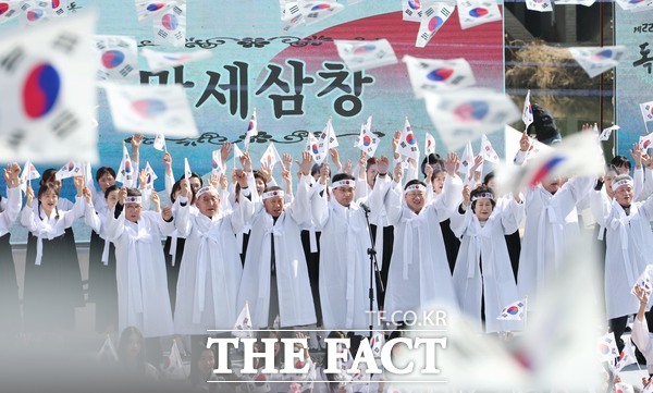 제22회 인동장터 독립만세 운동 기념행사가 지난 14일 동구 인동 만세로 광장에서 개최됐다./대전 동구