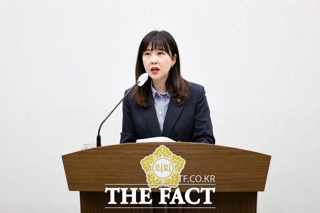 전선아 당진시의원이 19일 열린 당진시의회 제118회 임시회 제1차 본회의에서 5분 자유발언을 통해 당진시 화장시설 도입의 필요성을 주장했다. /당진시의회