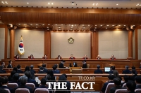  '피청구인 대통령 윤석열을 파면한다'...문형배 선고문 '풀버전' [이슈클립]