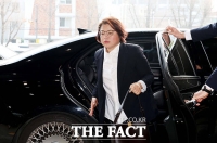  헌재 출근하는 김복형 헌법재판관 [포토]