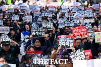  '박근혜 때보다 더 좋아'... 尹 파면, 환호 가득한 '찬성' 진영 [이슈클립]