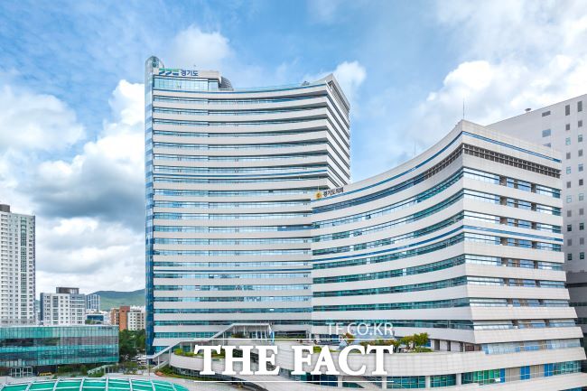 경기도는 경기RE100 달성을 위해 태양광 발전사업자에 도비 약 22억 원 규모의 저금리 융자지원을 시행한다./경기도