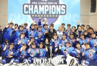  최대호 안양시장, HL안양 아이스하키 아시아리그 9번째 우승 '축하'