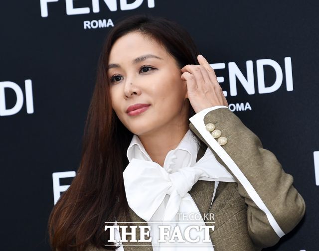 배우 고소영이 유튜브 채널 바로 그 고소영을 통해 대중과 소통에 나선다. /더팩트 DB