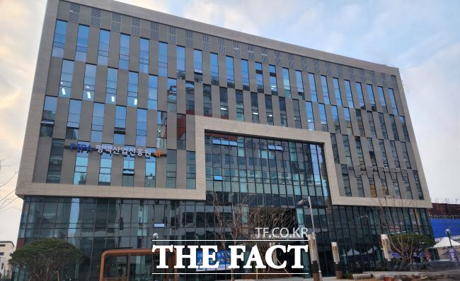 평택산업진흥원 전경./평택시