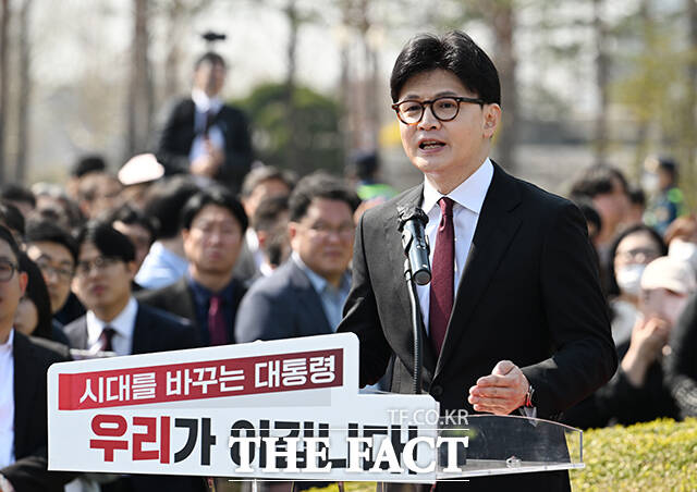 한동훈 전 국민의힘 대표가 10일 오후 서울 여의도 국회에서 대통령선거 출마 선언을 하고 있다. /국회=박헌우 기자