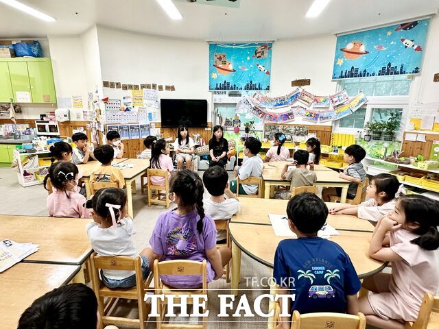 충남교육청의 유치원 초등학교 이음교육 활동 모습. /충남교육청