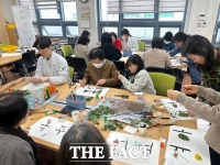  대전 서구, ‘예술로 여는 기억의 문’ 치매 인지재활 프로그램 운영